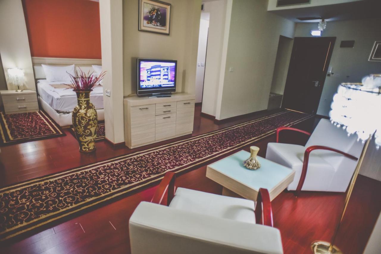 Hotel New Star Skopje Eksteriør bilde