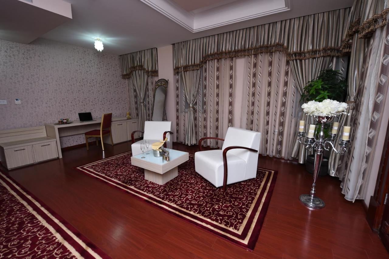 Hotel New Star Skopje Eksteriør bilde