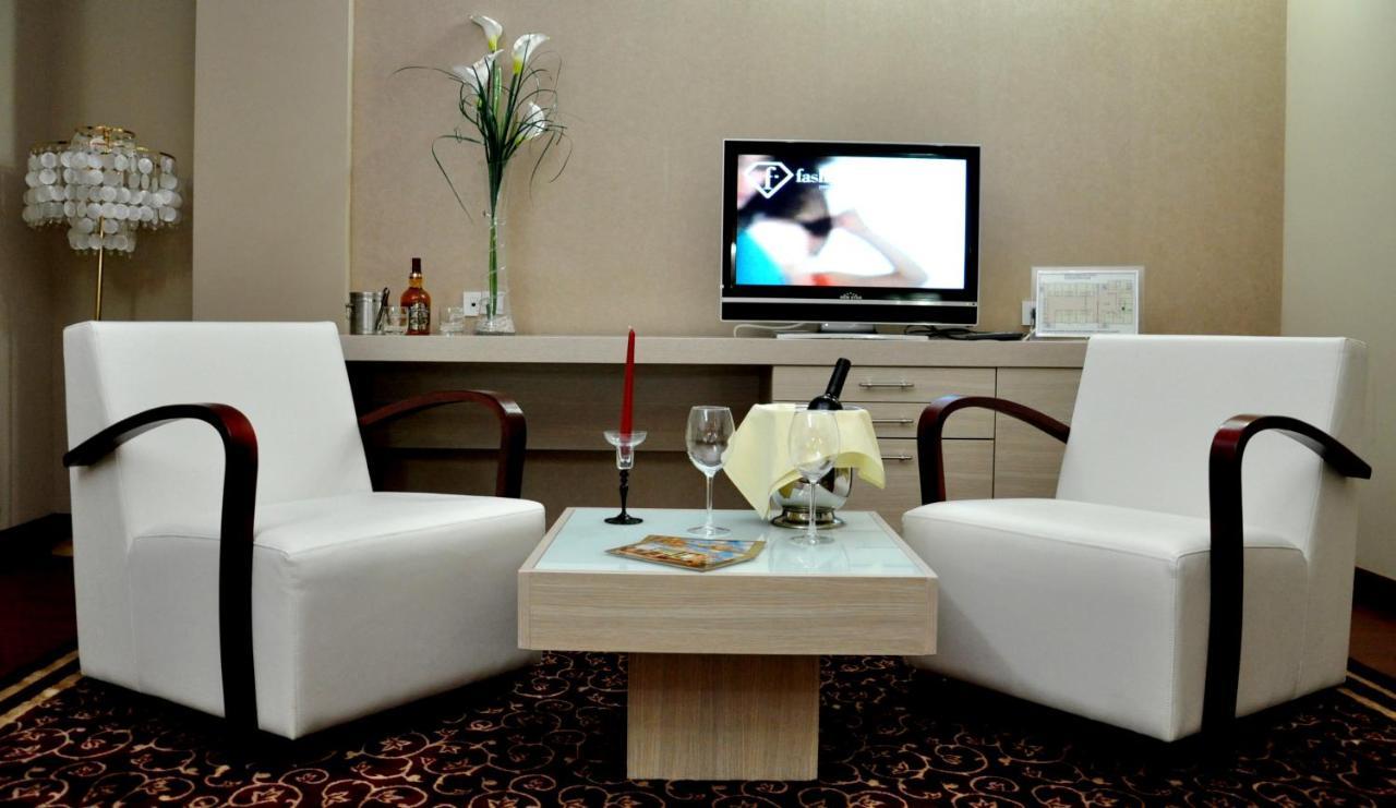 Hotel New Star Skopje Eksteriør bilde